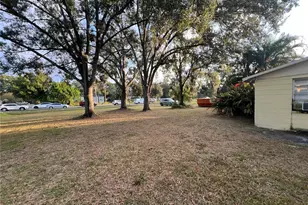 9013 Symmes Rd, Gibsonton, FL 33534 - Photo 6