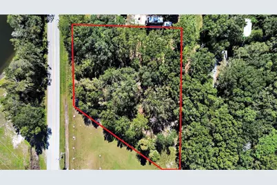 16906 Lakeshore Road, Lutz, FL 33558 - Photo 4