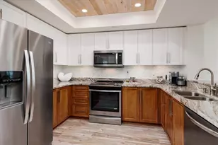 1520 Gulf Blvd, Clearwater Beach, FL 33767 - Photo 10