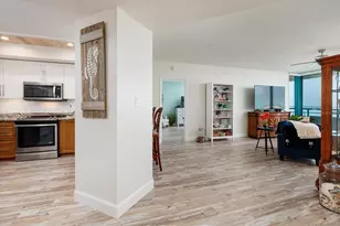 1520 Gulf Blvd, Clearwater Beach, FL 33767 - Photo 8