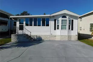 3443 Malachite Dr, Zephyrhills, FL 33540 - Photo 2