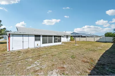 722 Tam O Shanter Avenue, Sun City Center, FL 33573 - Photo 24