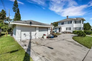 2555 Queen St S, Saint Petersburg, FL 33712 - Photo 6