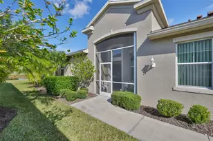 2241 Nottingham Greens Dr, Sun City Center, FL 33573 - Photo 6