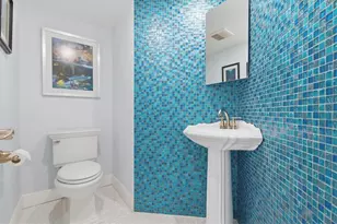 690 Island Way, Clearwater Beach, FL 33767 - Photo 14