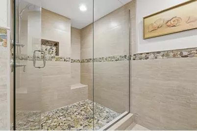 690 Island Way #810, Clearwater Beach, FL 33767 - Photo 32