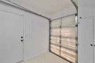 1218 Haddington Cir, Sun City Center, FL 33573 - Photo 26