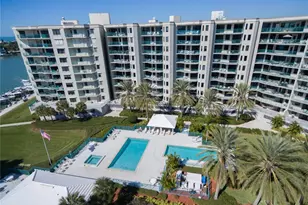 670 Island Way, Clearwater Beach, FL 33767 - Photo 70