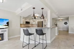 670 Island Way, Clearwater Beach, FL 33767 - Photo 16