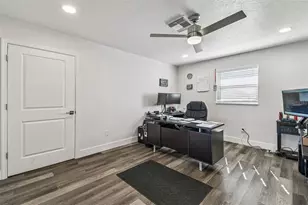 6010 Wall St, Port Richey, FL 34668 - Photo 22