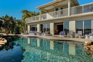 1302 Belcher Dr, Tarpon Springs, FL 34689 - Photo 84