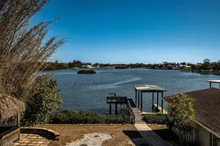 1302 Belcher Dr, Tarpon Springs, FL 34689 - Photo 76