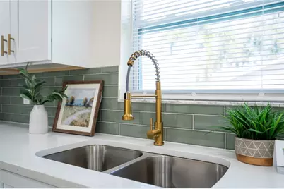 13469 Sol Vista Drive, Largo, FL 33774 - Photo 16