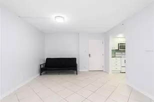 255 Dolphin Point, Clearwater Beach, FL 33767 - Photo 34