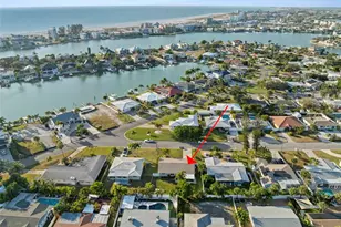 10121 4th St E, Treasure Island, FL 33706 - Photo 36