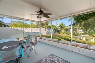 10121 4th St E, Treasure Island, FL 33706 - Photo 24