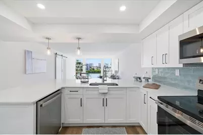 7400 Sun Island Drive S #202, South Pasadena, FL 33707 - Photo 14