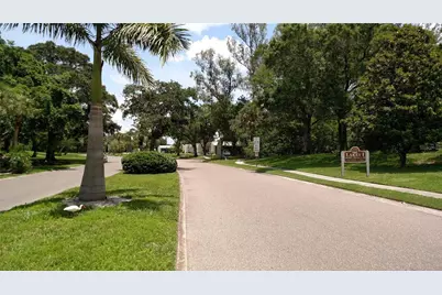 4634 Lake Boulevard, Clearwater, FL 33762 - Photo 38