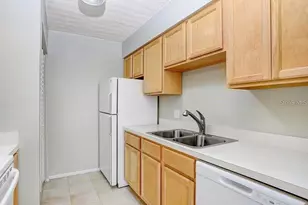 7506 Presley Pl, Tampa, FL 33617 - Photo 16