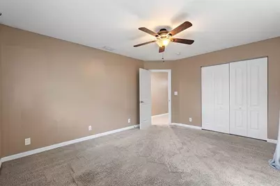 5080 Oaklawn Lane, Saint Petersburg, FL 33708 - Photo 12