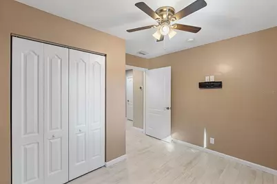 5080 Oaklawn Lane, Saint Petersburg, FL 33708 - Photo 14