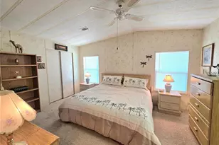 5705 Mandan St, Zephyrhills, FL 33542 - Photo 38