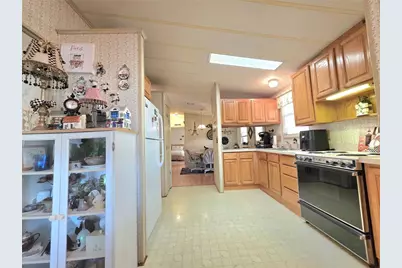 5705 Mandan Street, Zephyrhills, FL 33542 - Photo 28