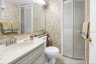 7700 Sun Island Dr S, South Pasadena, FL 33707 - Photo 4