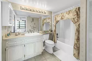 7700 Sun Island Dr S, South Pasadena, FL 33707 - Photo 14