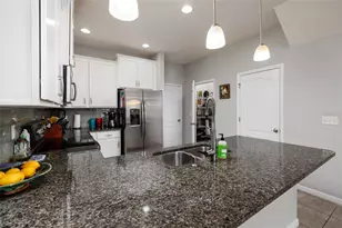 602 53rd Ave N, Saint Petersburg, FL 33703 - Photo 18