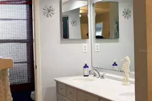 8804 40th Ln N, Pinellas Park, FL 33782 - Photo 20