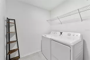 2876 Misty Marble Dr, Zephyrhills, FL 33540 - Photo 20