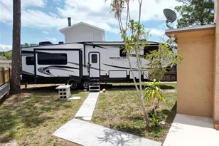 771 Murphy Ave N, Saint Petersburg, FL 33703 - Photo 32