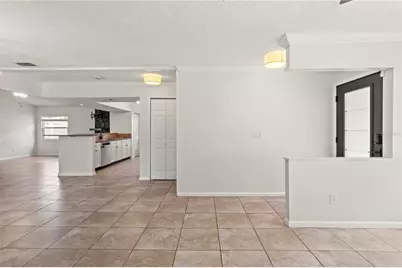 7021 Blossom Avenue, Tampa, FL 33614 - Photo 6