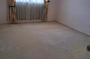 7951 58th Ave N, Saint Petersburg, FL 33709 - Photo 4