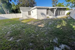 7598 14th St N, Saint Petersburg, FL 33702 - Photo 40