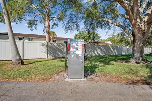 4215 E Bay Dr, Clearwater, FL 33764 - Photo 30