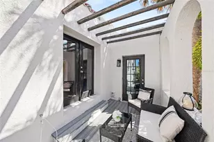 2227 29th St S, Saint Petersburg, FL 33712 - Photo 18