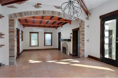 2227 29th Street S, Saint Petersburg, FL 33712 - Photo 6