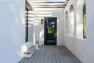 2227 29th St S, Saint Petersburg, FL 33712 - Photo 28