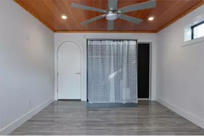 2227 29th Street S, Saint Petersburg, FL 33712 - Photo 20