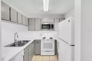 39132 County Road 54, Zephyrhills, FL 33542 - Photo 6