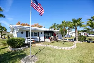 9128 142nd St, Seminole, FL 33776 - Photo 2