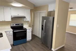 9505 Marlinton Ln, Port Richey, FL 34668 - Photo 8