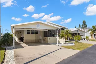 7048 Mt Essex Dr NE, Saint Petersburg, FL 33702 - Photo 32