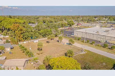 7598 90th Street, Seminole, FL 33777 - Photo 8