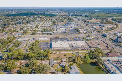 7598 90th Street, Seminole, FL 33777 - Photo 32