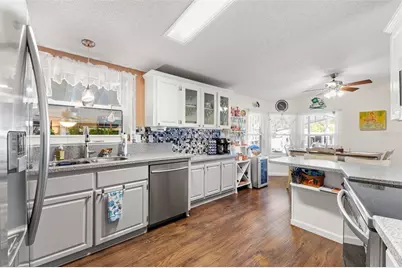 624 Mount Piney Avenue NE #703, Saint Petersburg, FL 33702 - Photo 8