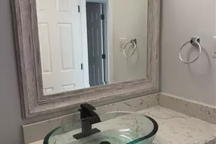 5617 Gateway Dr, Tampa, FL 33615 - Photo 14