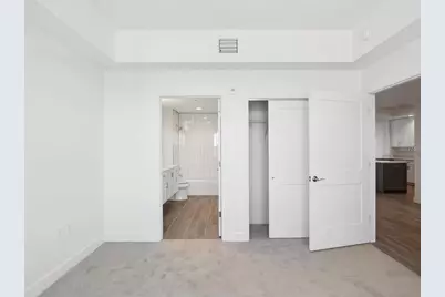 125 Island Way #304, Clearwater Beach, FL 33767 - Photo 10